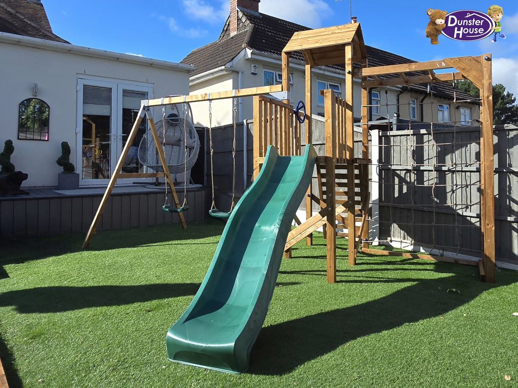 Climbing frame - balcony fort