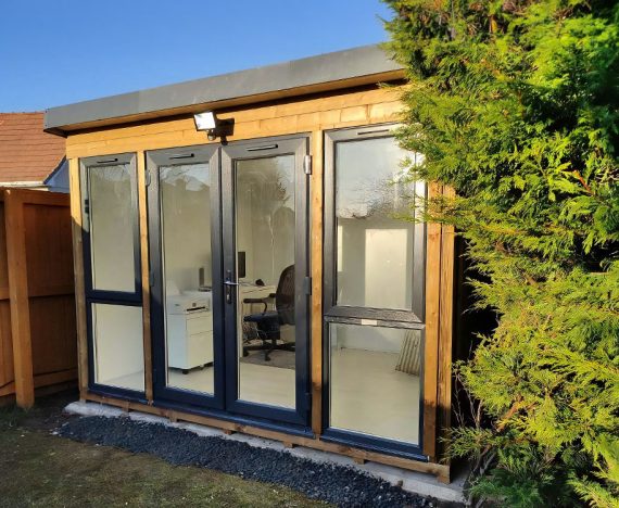 Fully Insualted Garden Home Office Customer Image