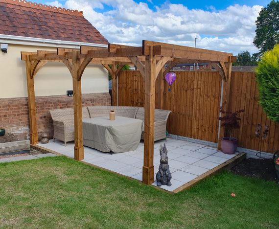 Leviathan-wooden-pergola-4x3-2