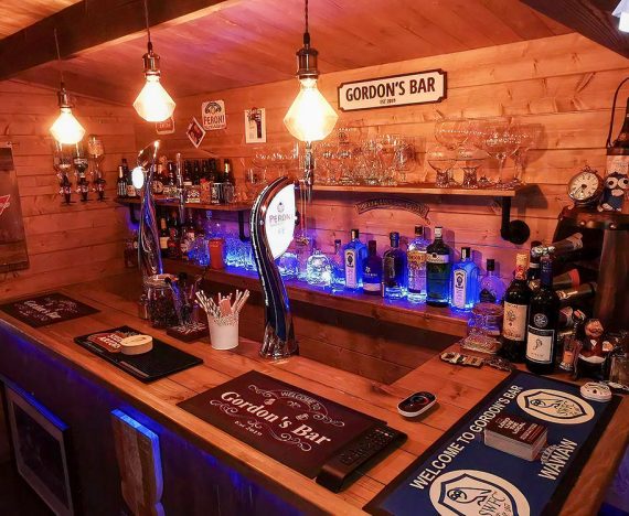 4m x 7m Log Cabin Rhine Grande Customer Pub Shed Bar
