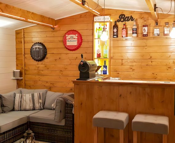 Rhine 4m x 2.5m Log Cabin Customer Garden Bar