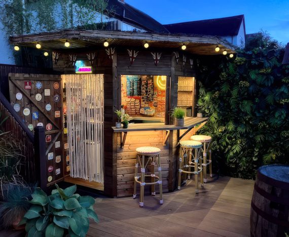 The-hangover-corner-garden-bar-night