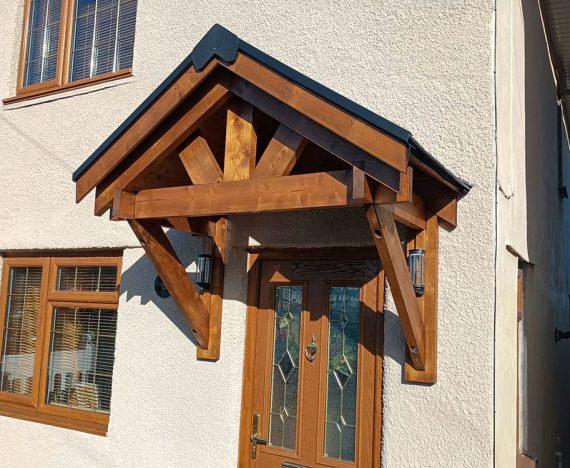 Thunderdam-apex-wooden-canopy-side