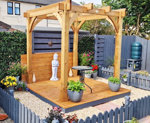 Leviathan Wooden Pergola W2.5m x D2.5m