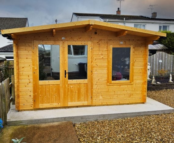 Rhine Log Cabin W4m x D3m / W13' x D10'