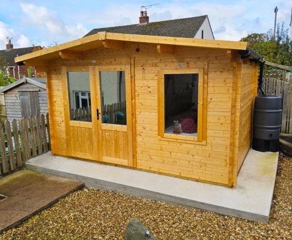 Rhine Log Cabin W4m x D3m / W13' x D10'