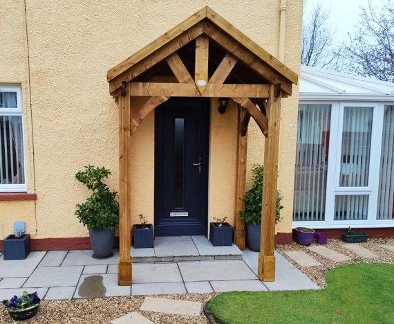 thunderdam-timber-porch-customer-image-full-height-4-posts
