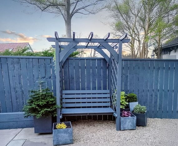 jasmine pergola with seat