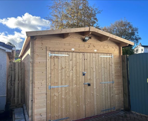 Deore-wooden-garage-3-x-5.5-front