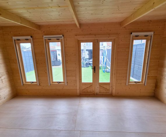 Terminator-log-cabin-5m-x-3m
