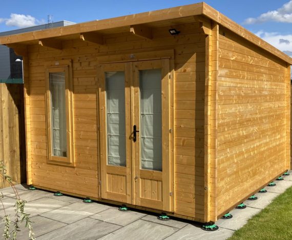 Terminator Log Cabin W3.5m x D3.5m