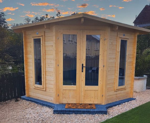 Coronet Corner Log Cabin W2.5m x D2.5m