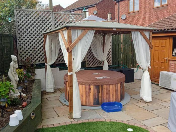 The Erin Gazebo enters our Garden Structures Gazebos Only article thanks to its clear dome roof