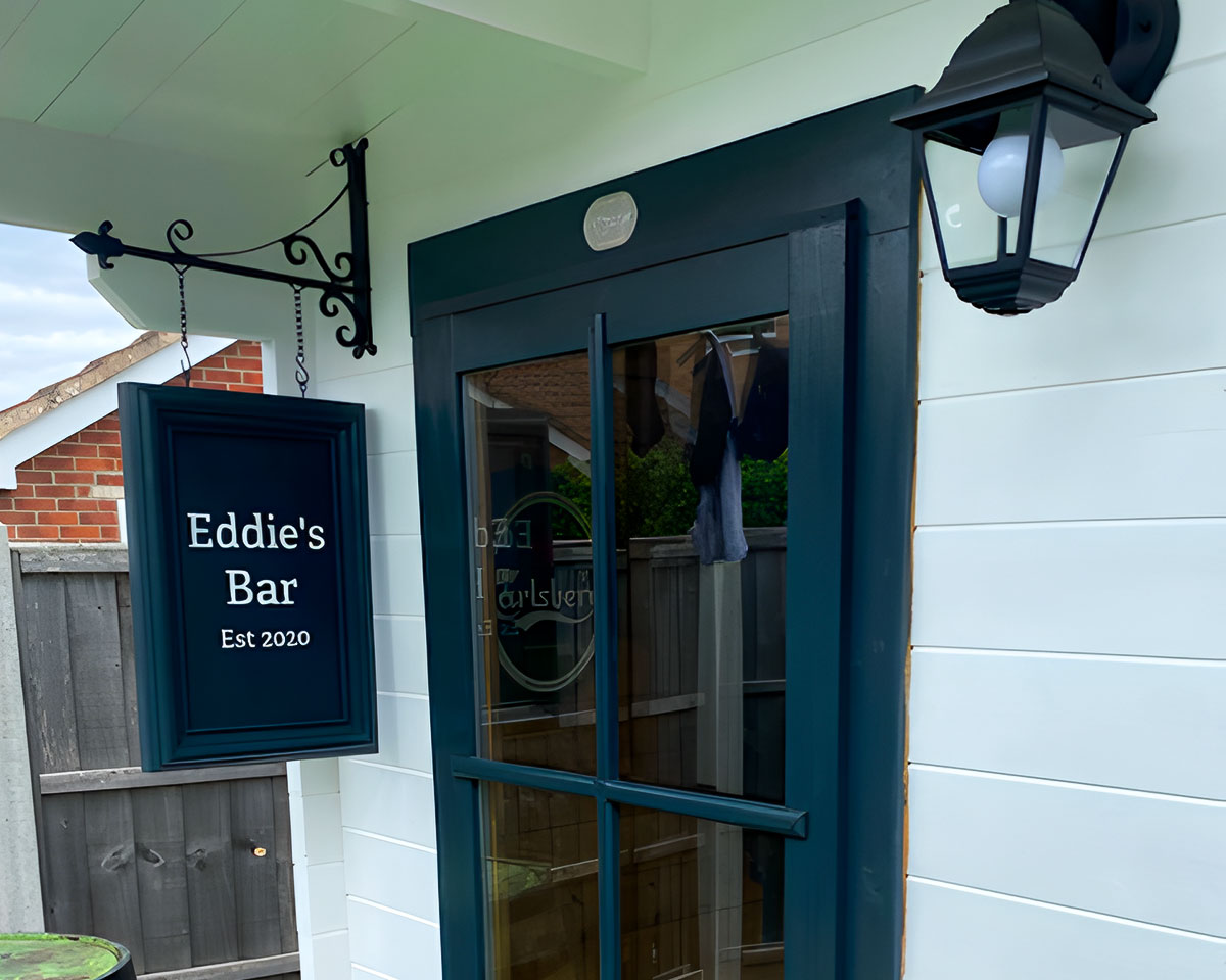 Sam Baileys Pub Shed Eddies Bar