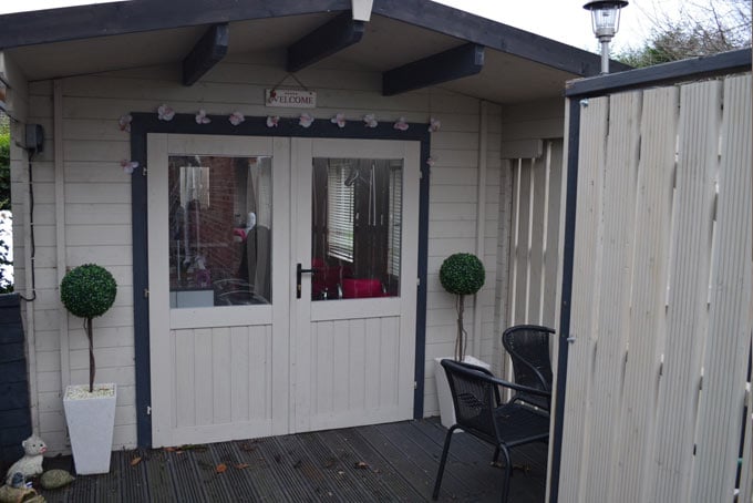 a space for a spot of pampering - log cabin case study