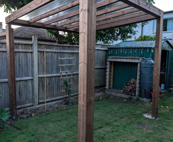 Terracube-pergola-with-roof-2.5m-x-2.5m-1