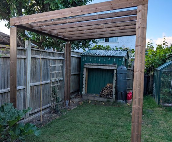Terracube-pergola-with-roof-2.5m-x-2.5m