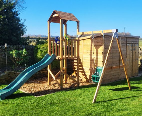 Dunster-House-Climbing-Frame-SquirrelFort