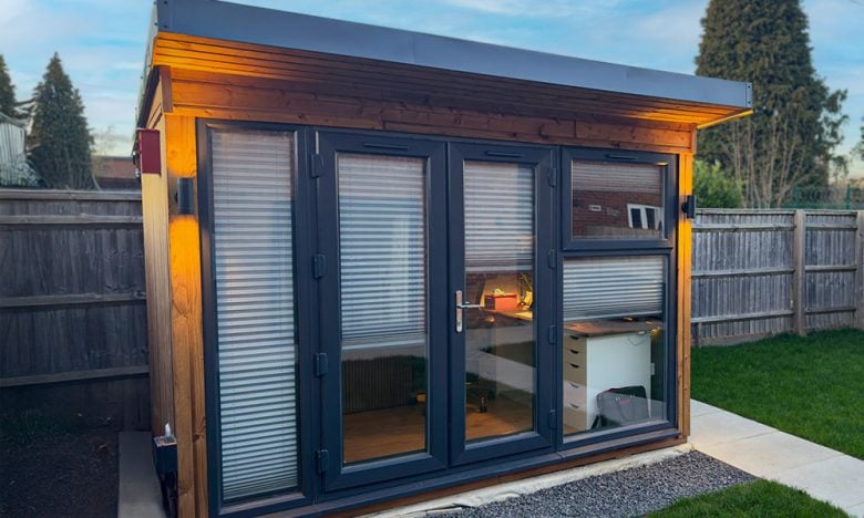 dominator-garden-office-3525-customer DHTV